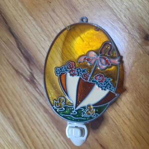 Vintage stained glass Night Light, Yellow, Red umbrella flowers ducks